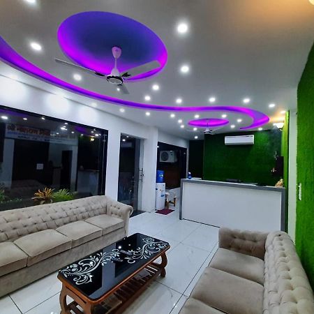 ホテル Ak Residency ハリドワール エクステリア 写真