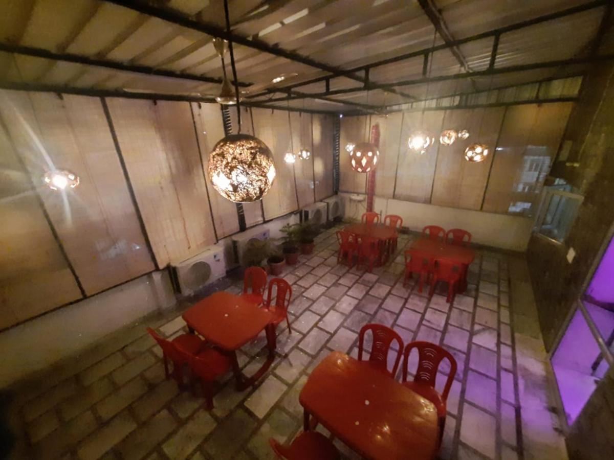 ホテル Ak Residency ハリドワール エクステリア 写真